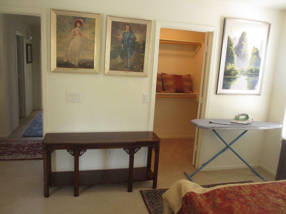 Art Gallery Vacation House Gilbert Buitenkant foto